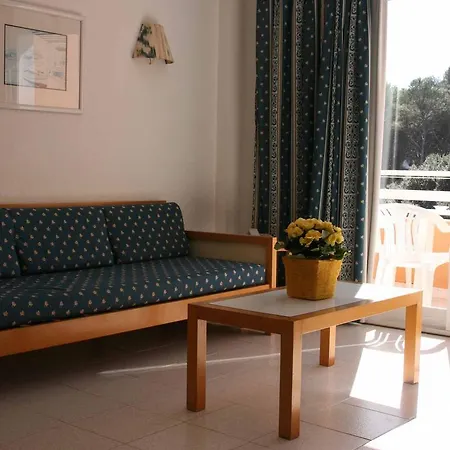 Apartment S'olivera *
